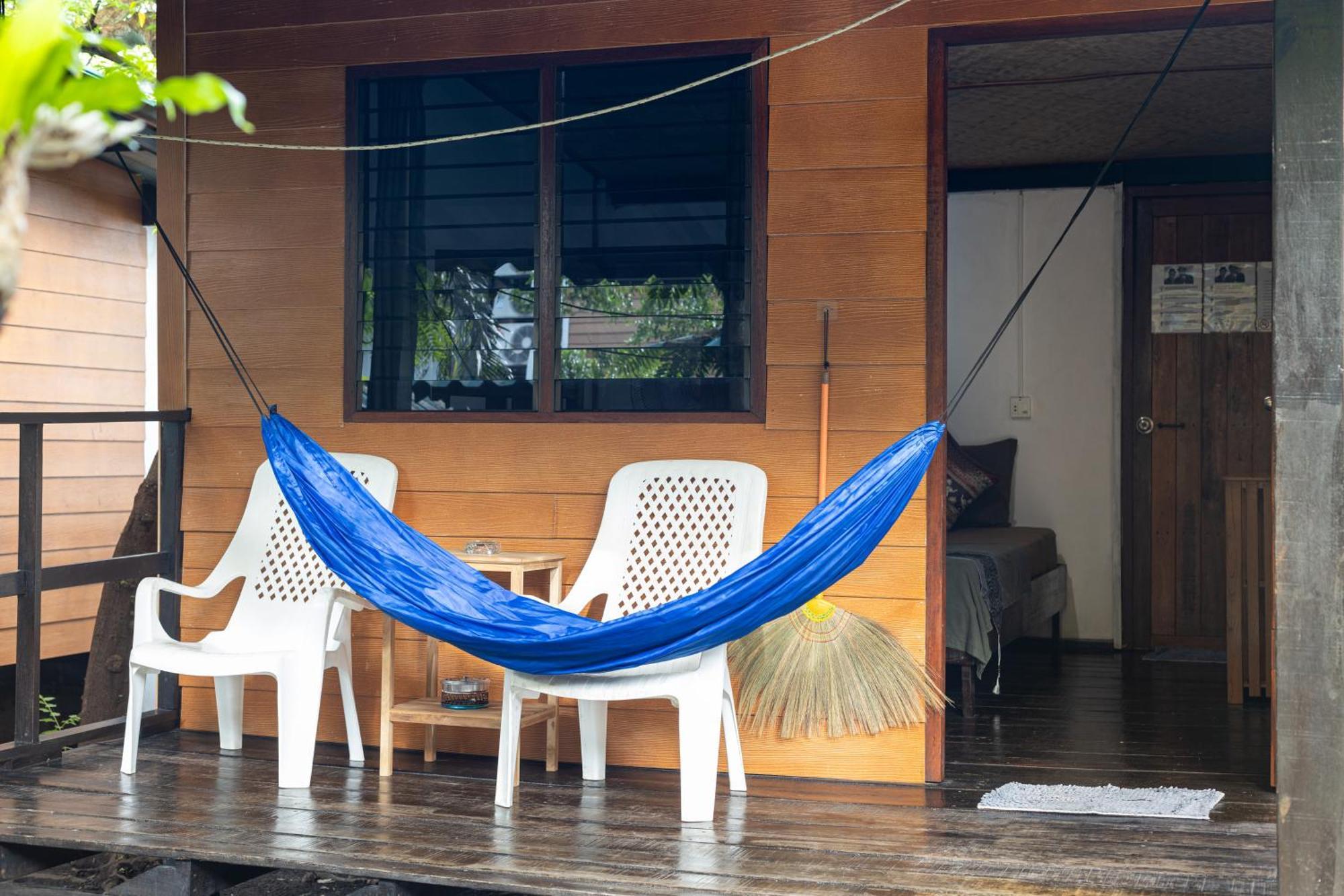 Family Song Koh Lipe Hotel Exterior photo