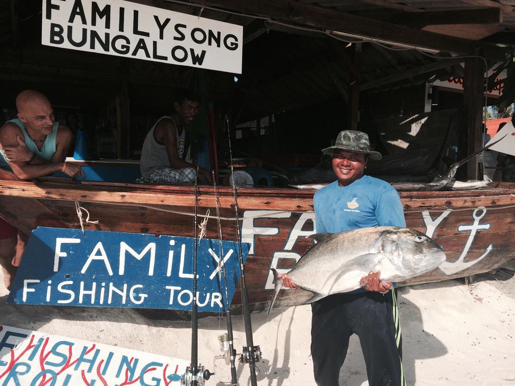 Family Song Koh Lipe Hotel Exterior photo
