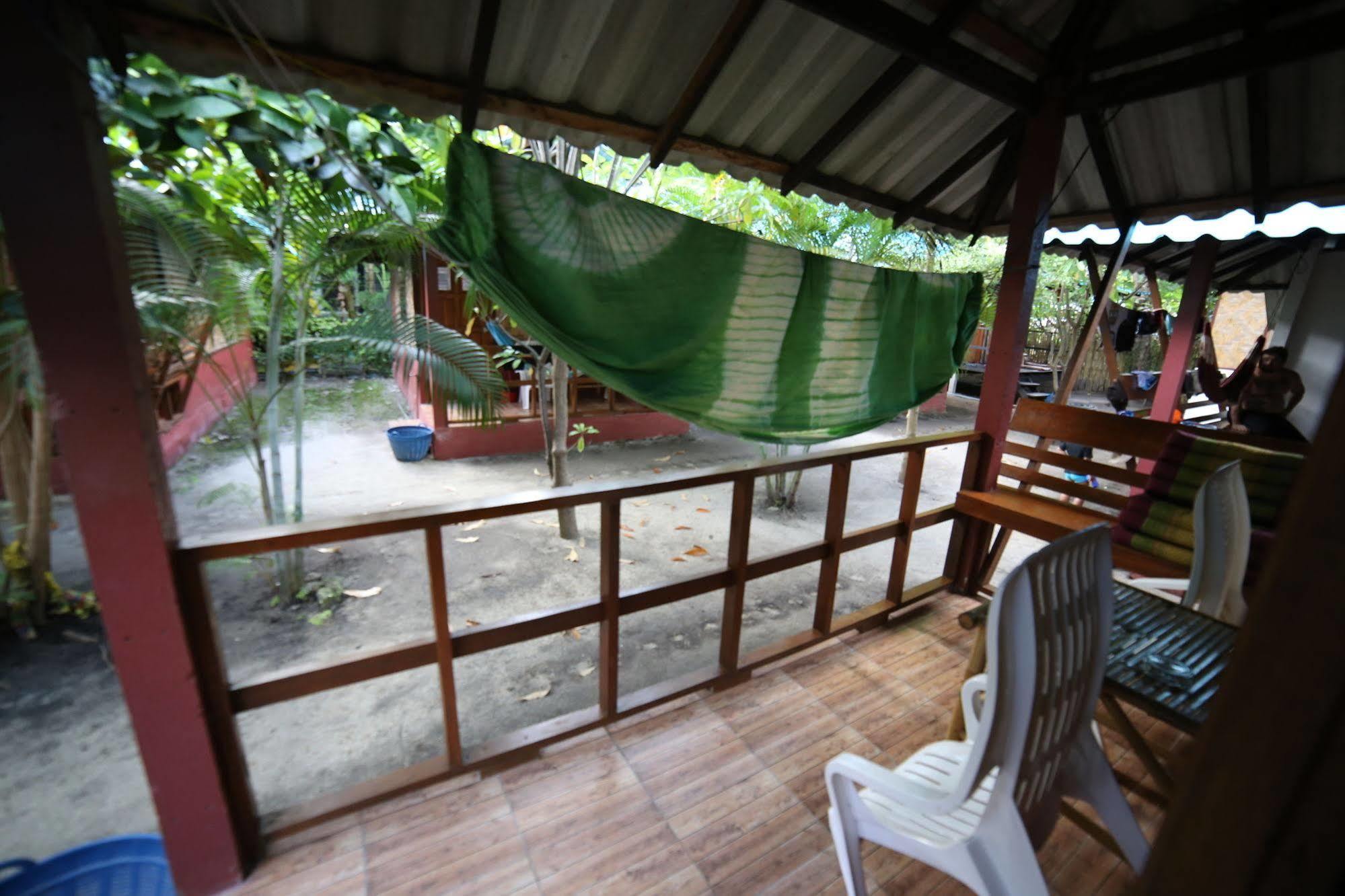 Family Song Koh Lipe Hotel Exterior photo
